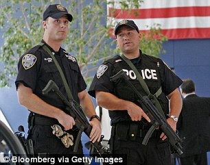 2F847AA600000578-0-New_policy_Gun_toting_US_border_guards_with_the_power_to_search_-m-21_1450567972177